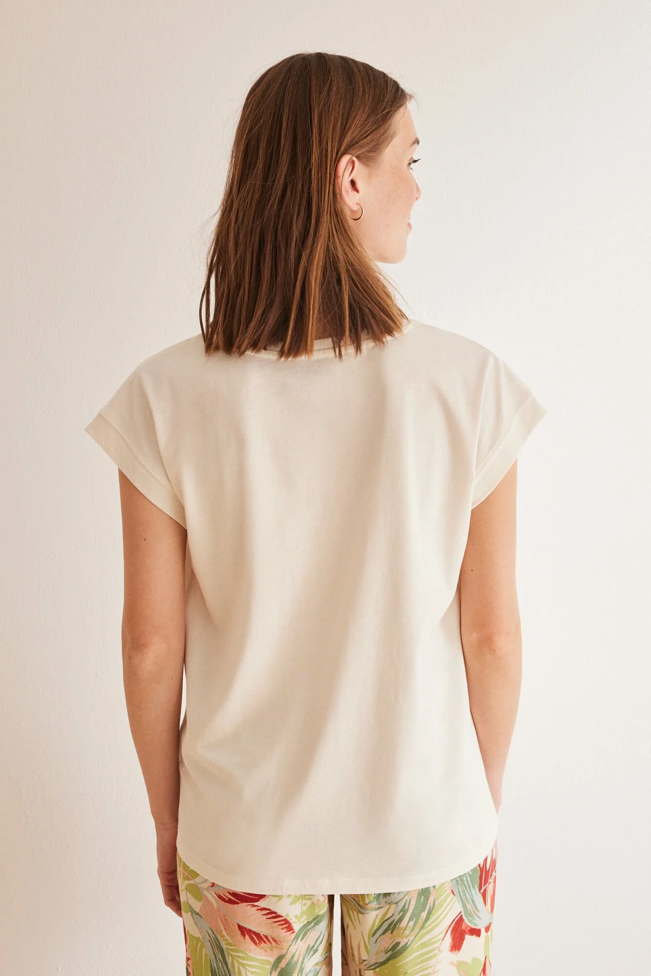 100% cotton short-sleeved Snoopy top - Image 2