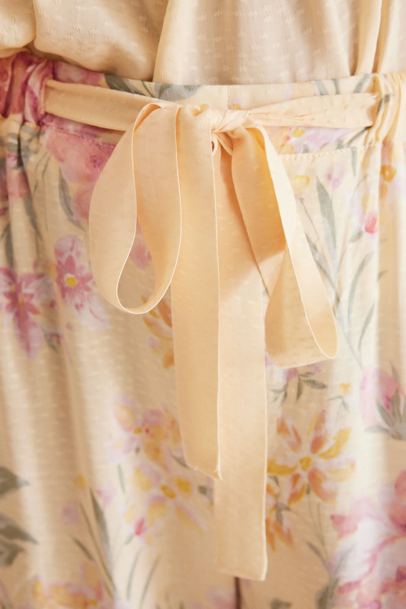 Yellow floral print viscose pyjamas - Image 3