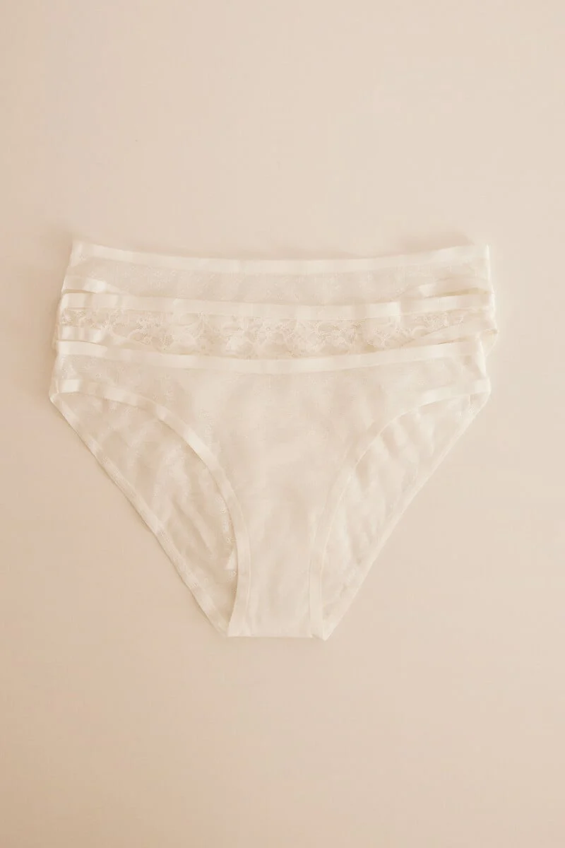 3-pack ivory lace panties