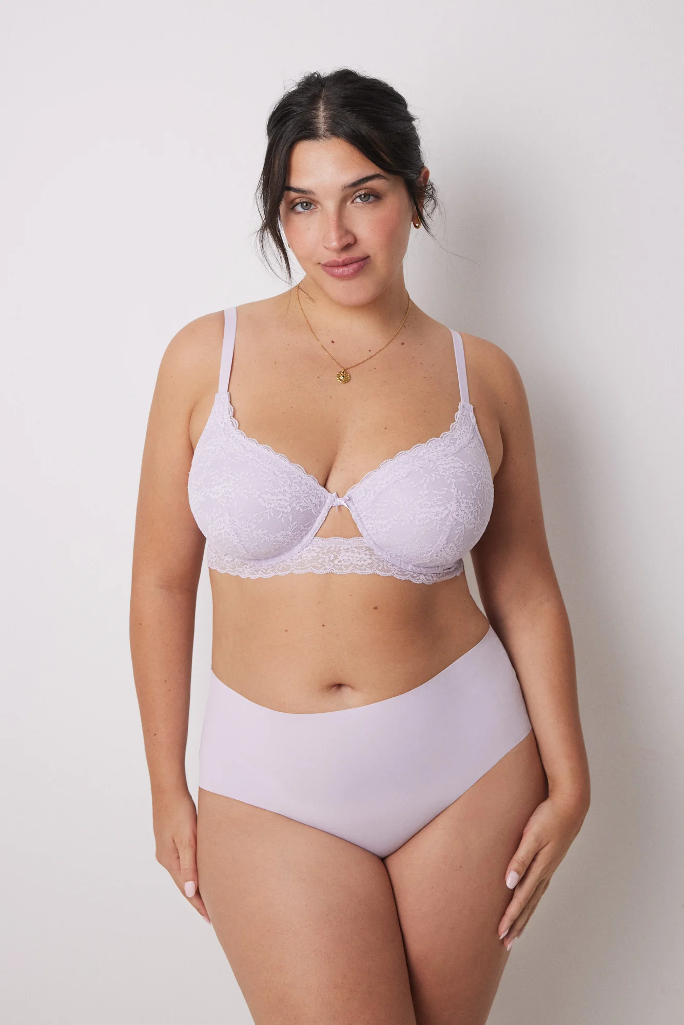 Beautiful Classic lilac lace padded bra - Image 6