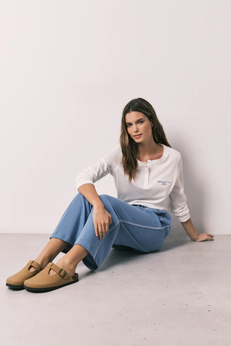 Blue 100% cotton capri pants - Image 2