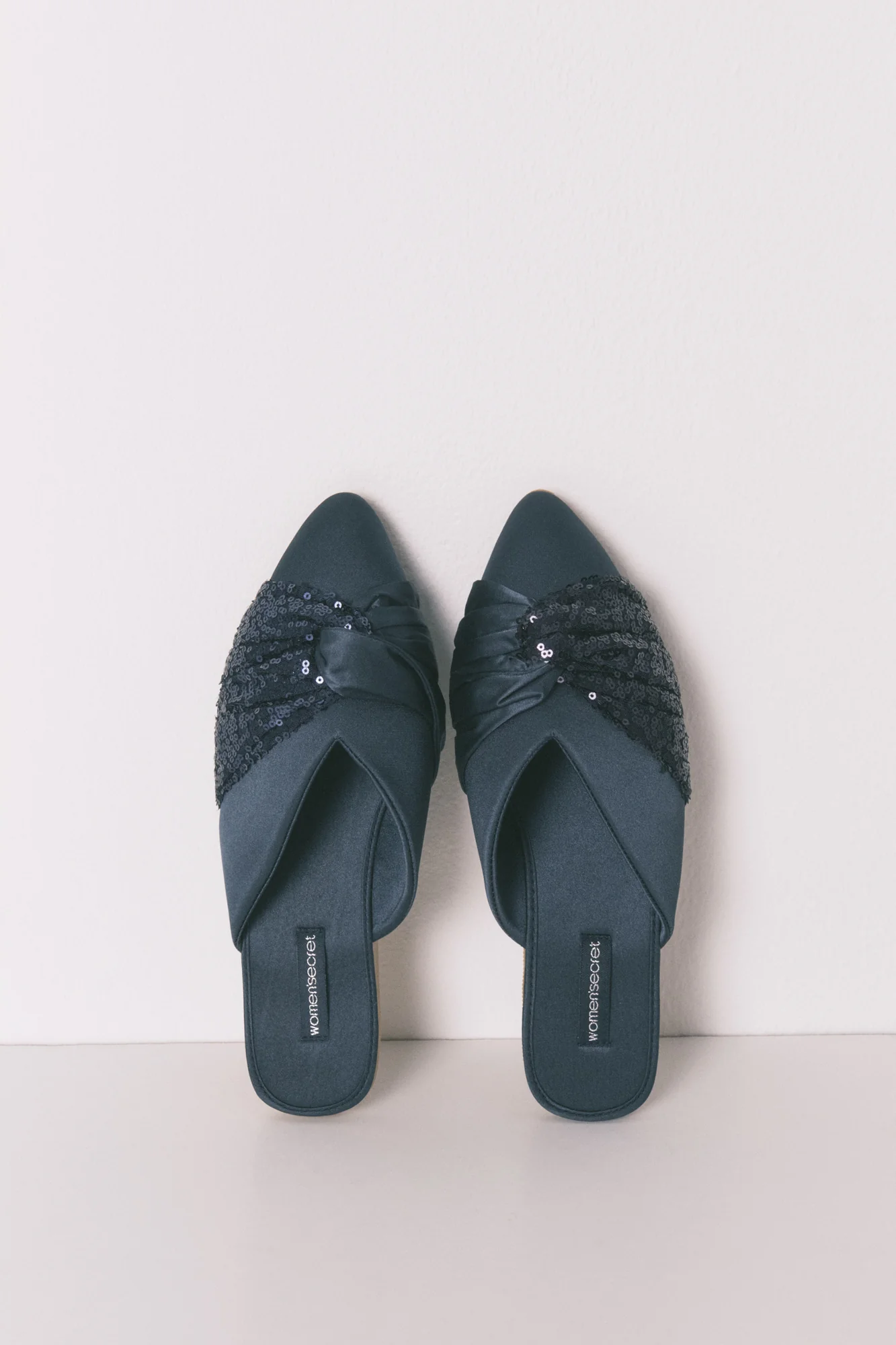Blue satin slipper - Image 2