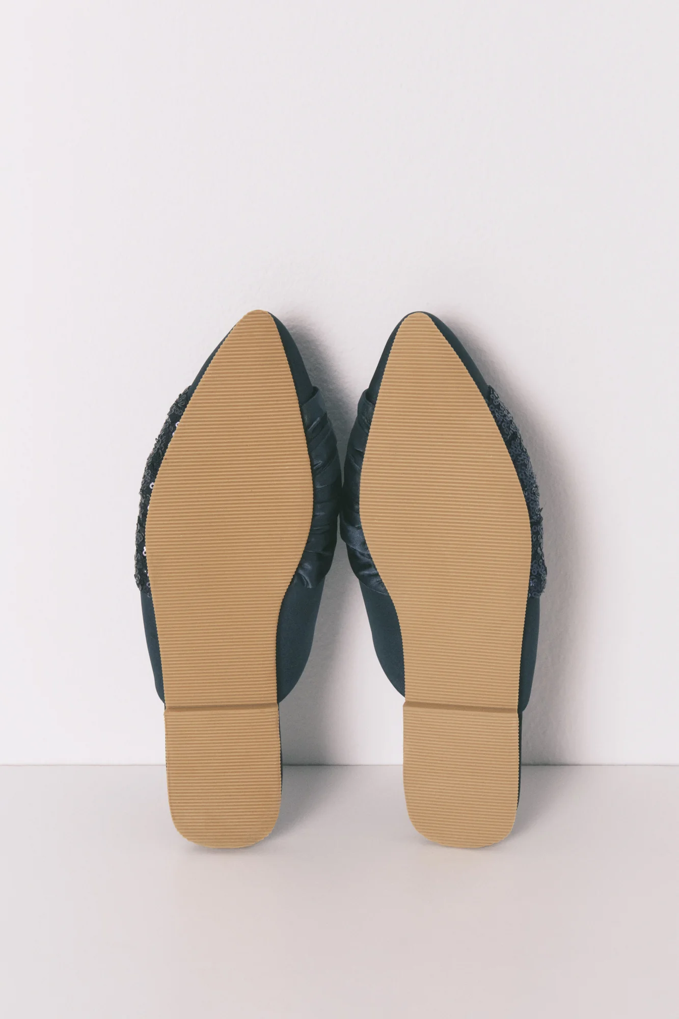 Blue satin slipper - Image 3