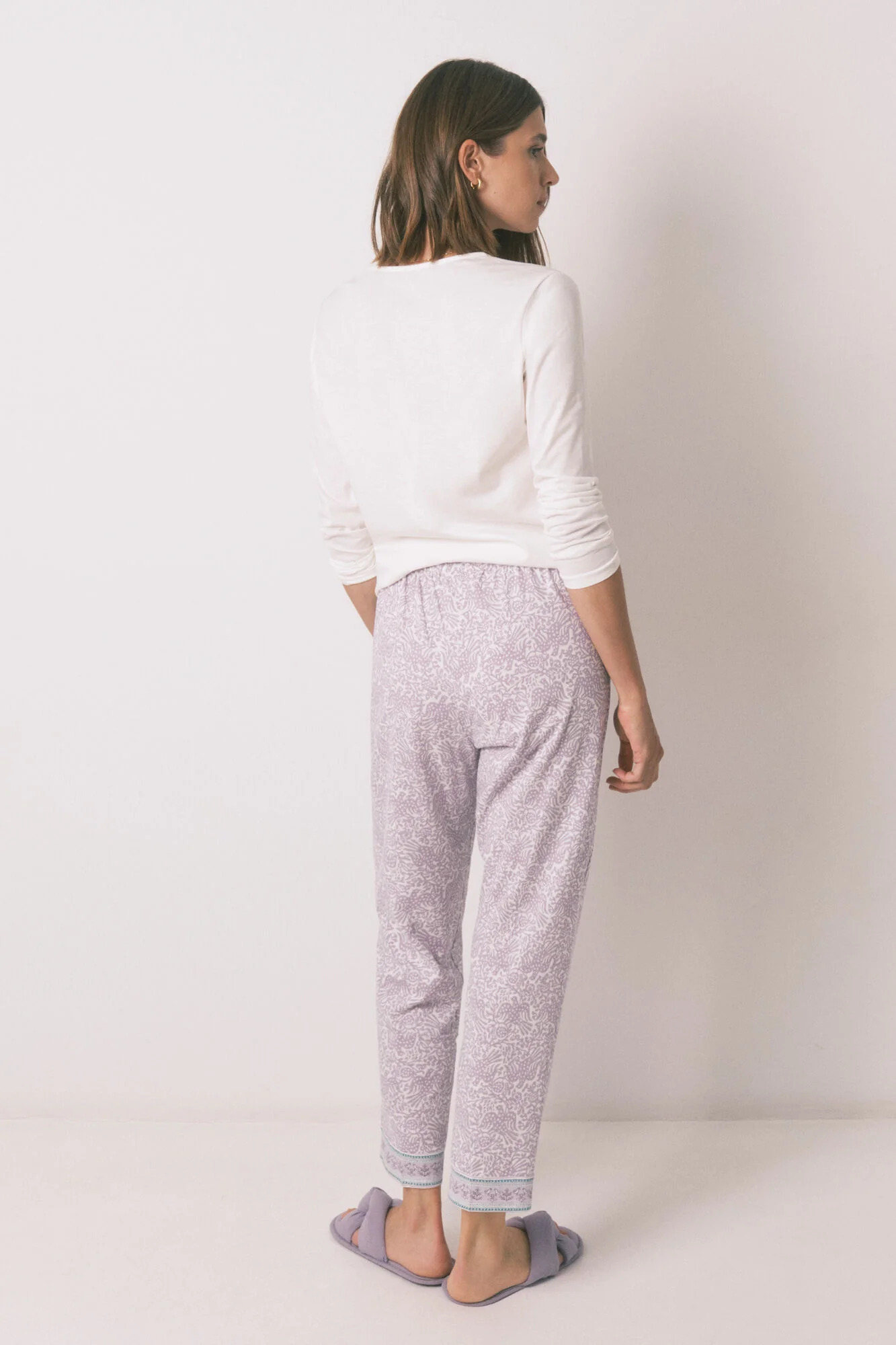 Carrot long trouser 100% cotton lilac - Image 3