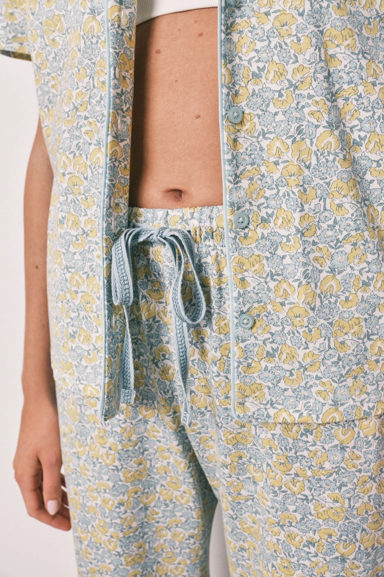 Floral cotton classic long pyjamas - Image 4