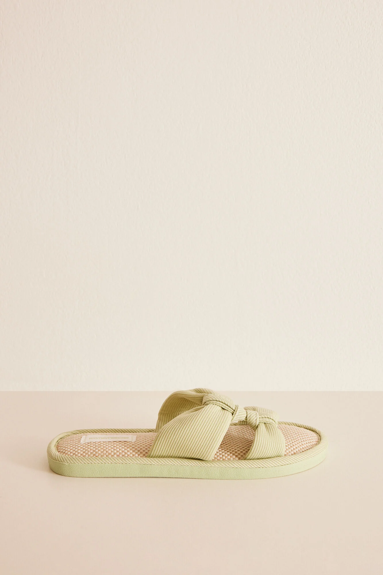 Green knot slippers - Image 4