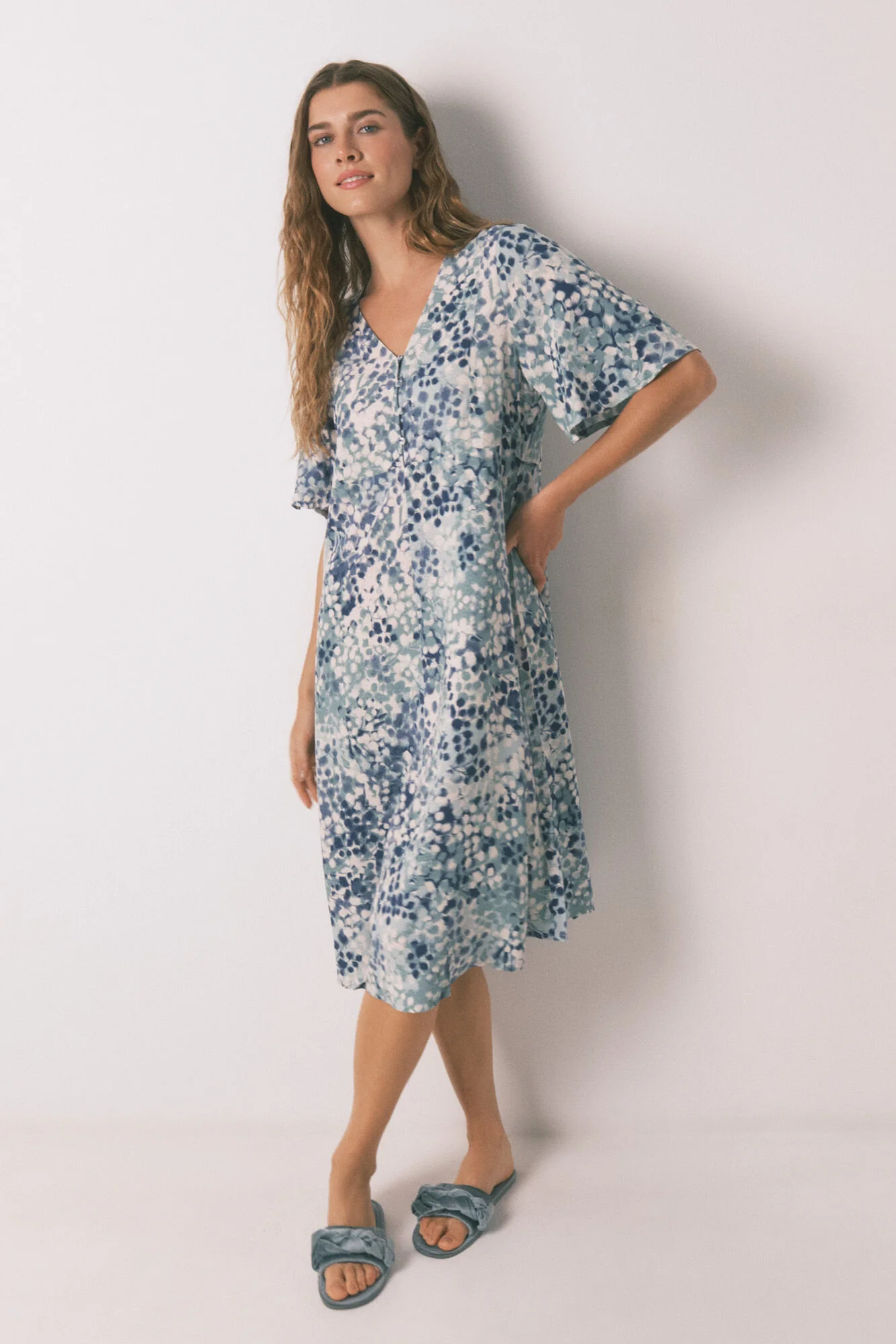 Green floral jacquard midi nightgown