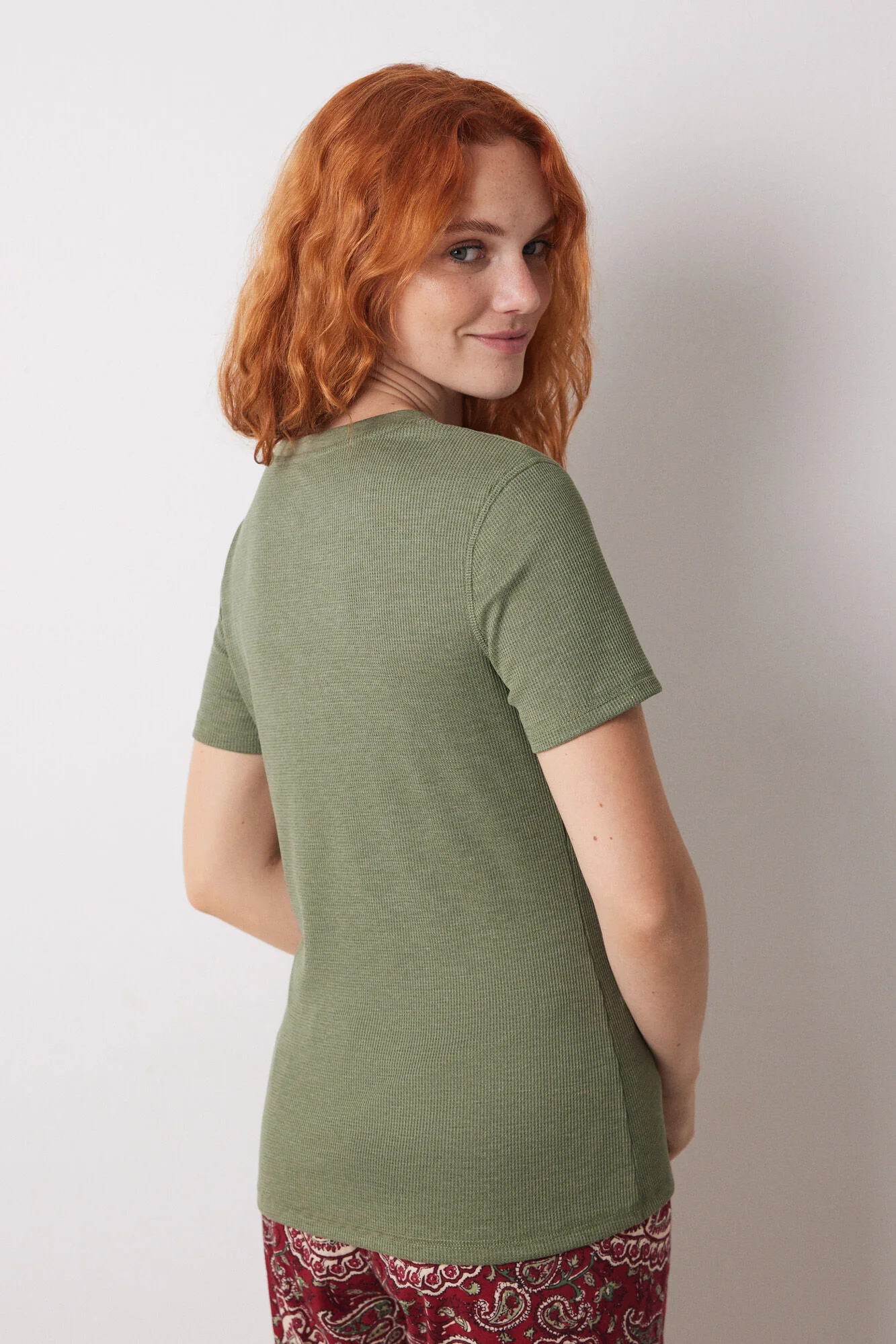 Green waffle fabric short sleeve -shirt - Image 2