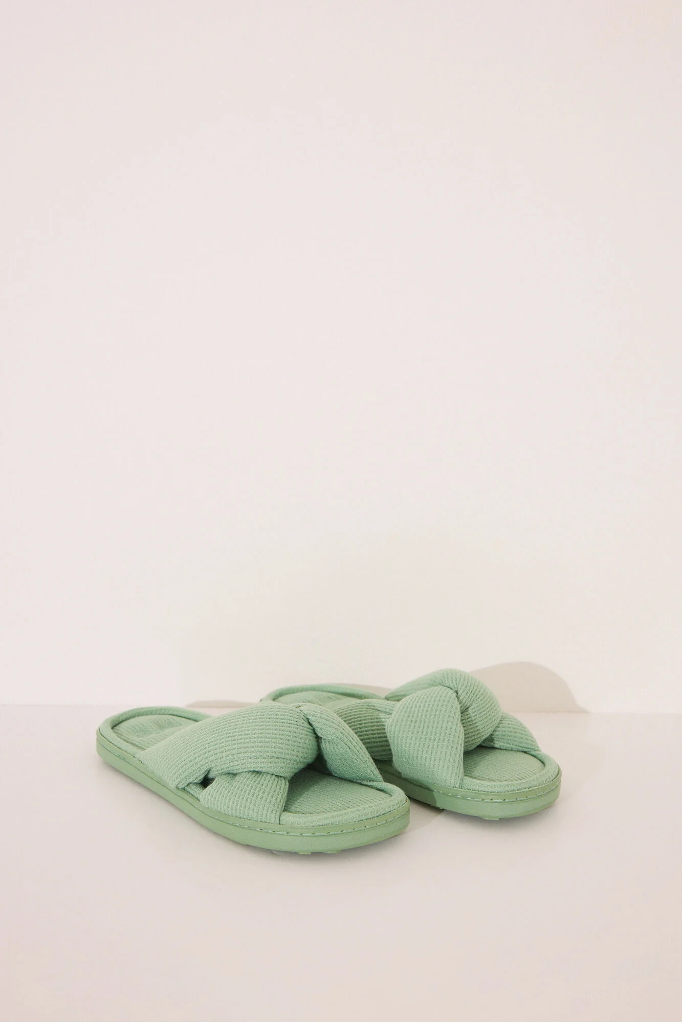 Green waffle open sneakers - Image 4