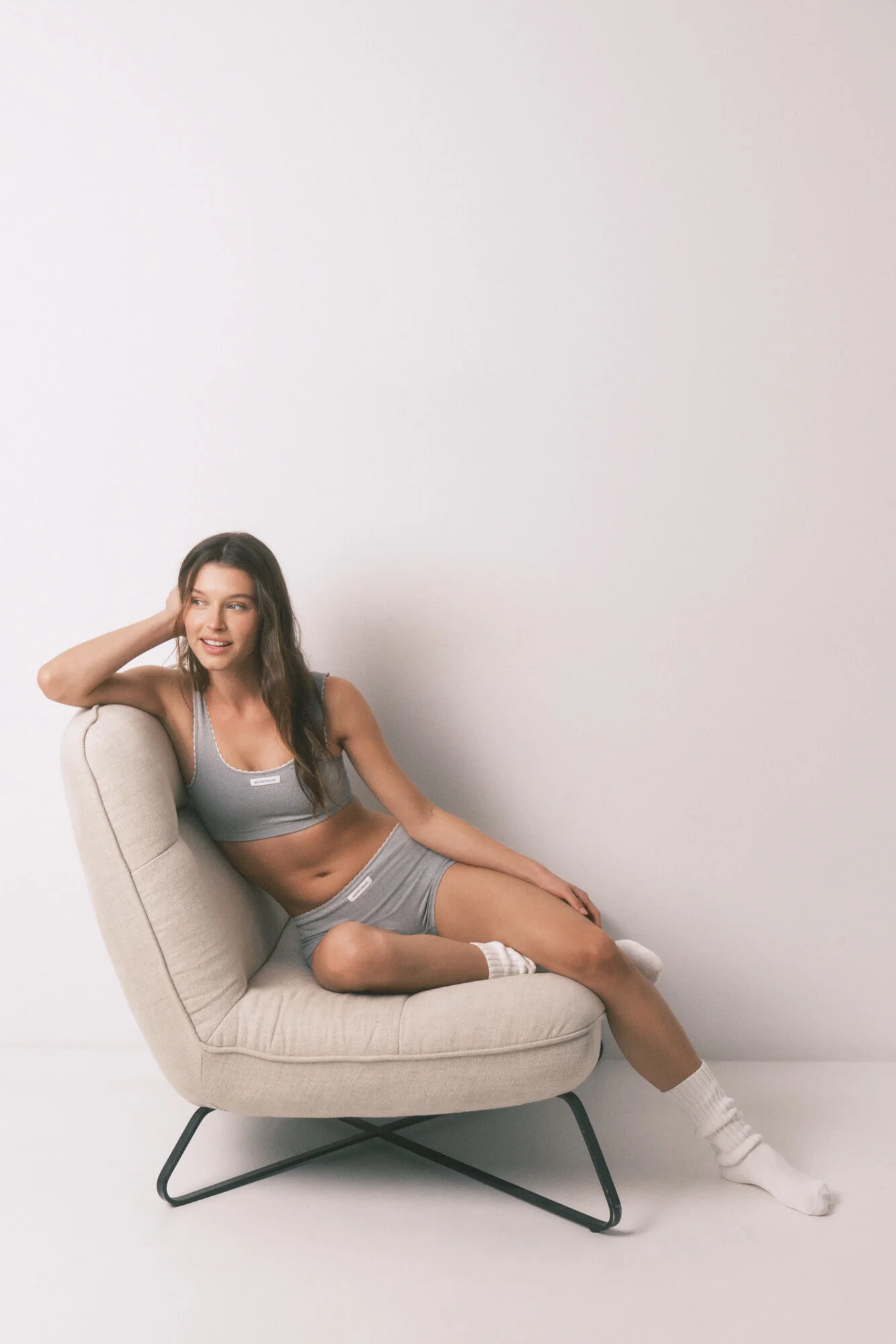 Grey seamless ribbed top - Image 4