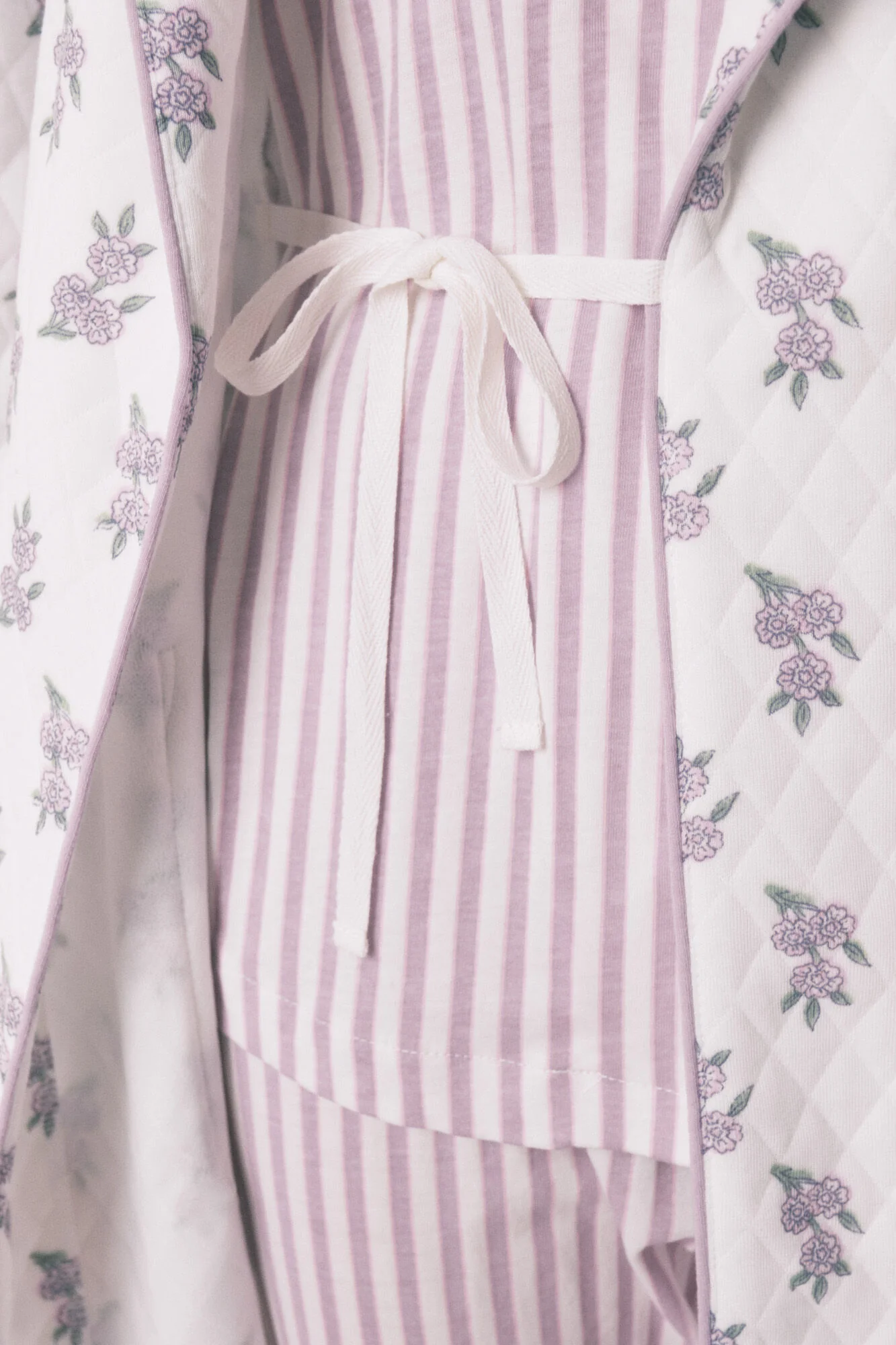 Ivory floral puffer midi robe - Image 3