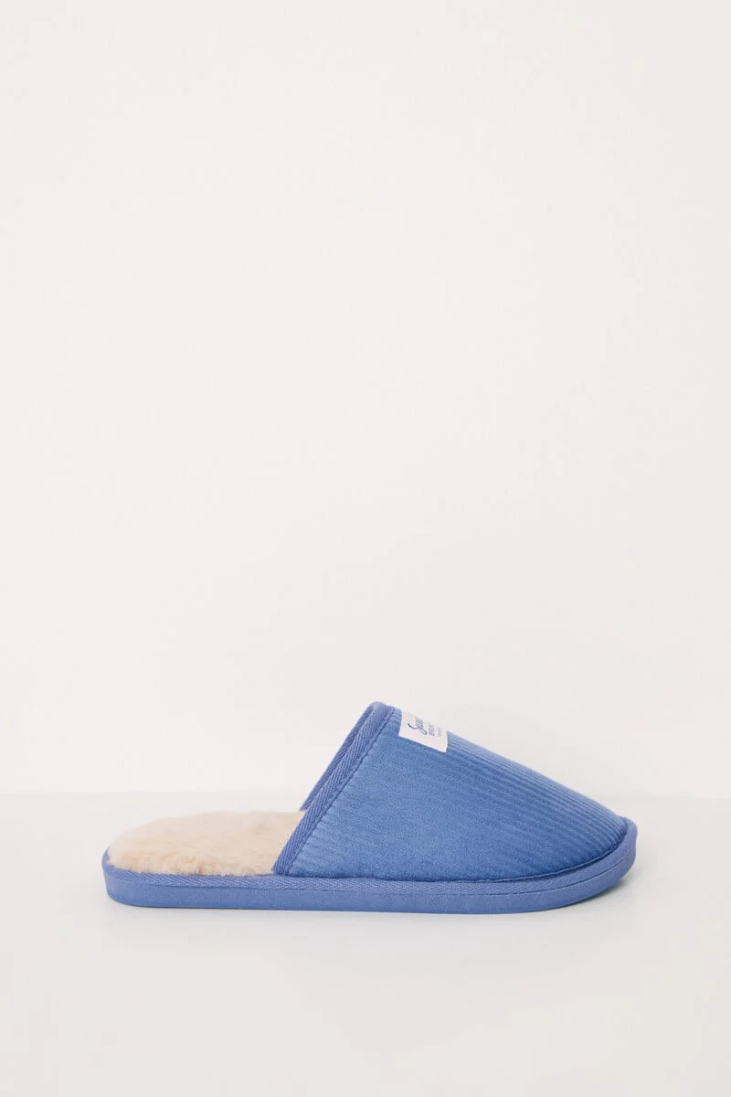 Blue bread open back house slippers - Image 3