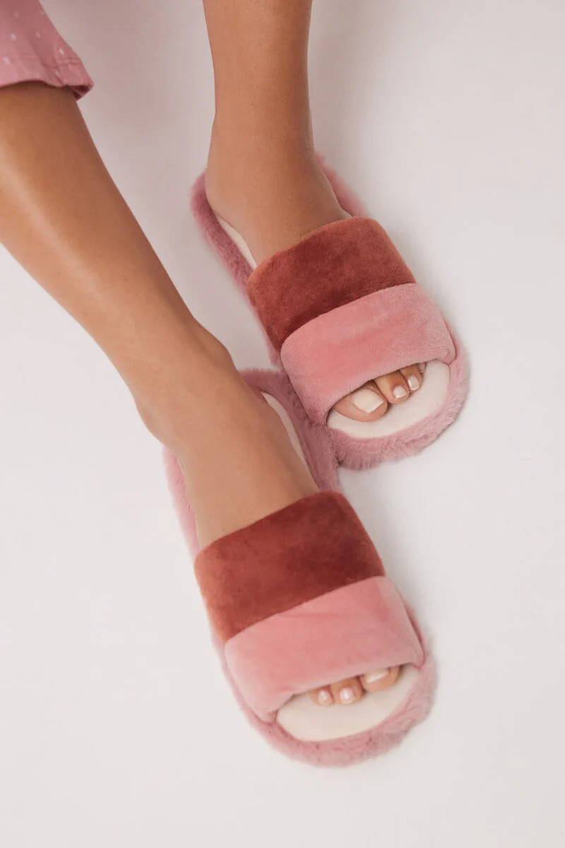 Pink Snoopy open house slipper - Image 2