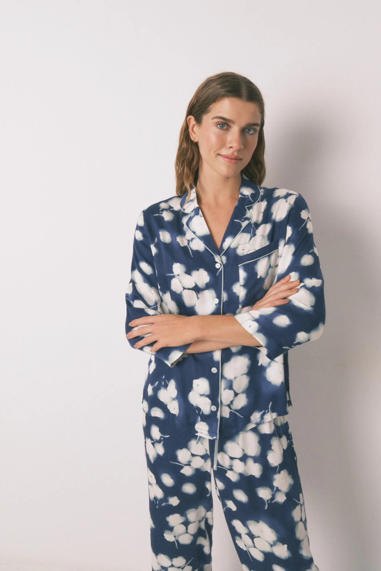 Long blue floral viscose classic pyjamas - Image 2