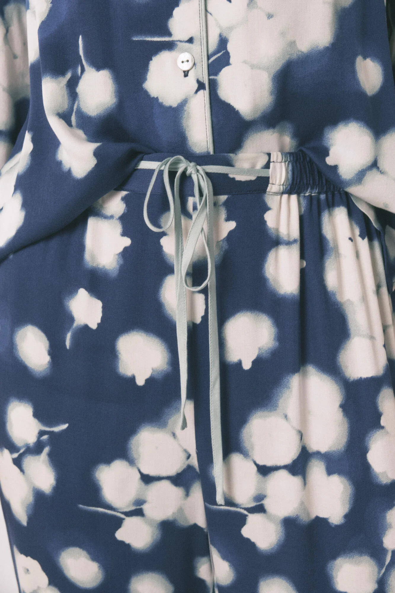 Long blue floral viscose classic pyjamas - Image 5