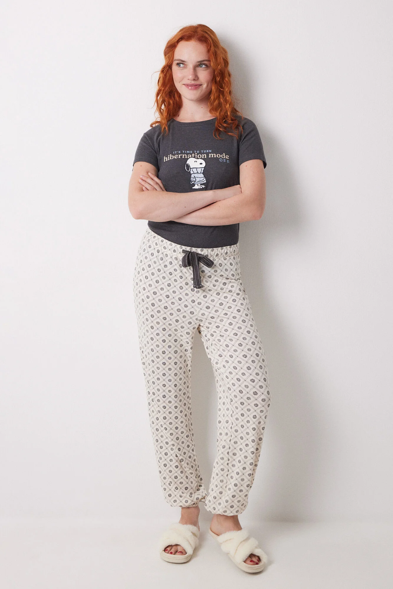 Long carrot trouser with checkered and floral print - Image 4