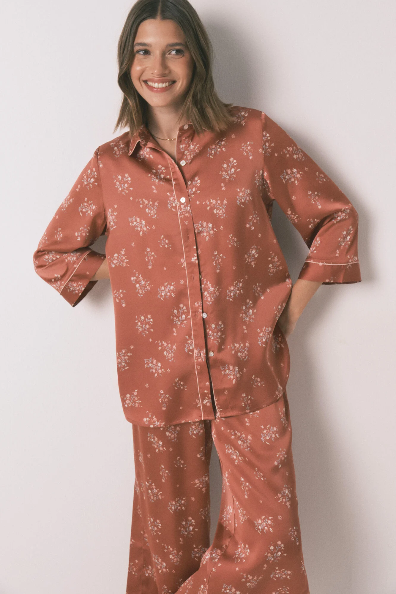 Long orange satin pajama shirt - Image 5