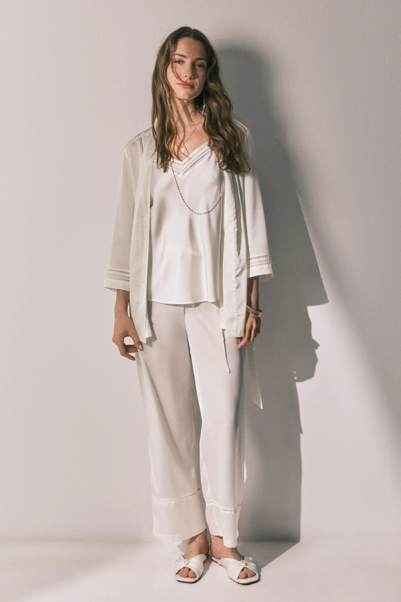 Long pyjama and satin robe set in White - Image 8