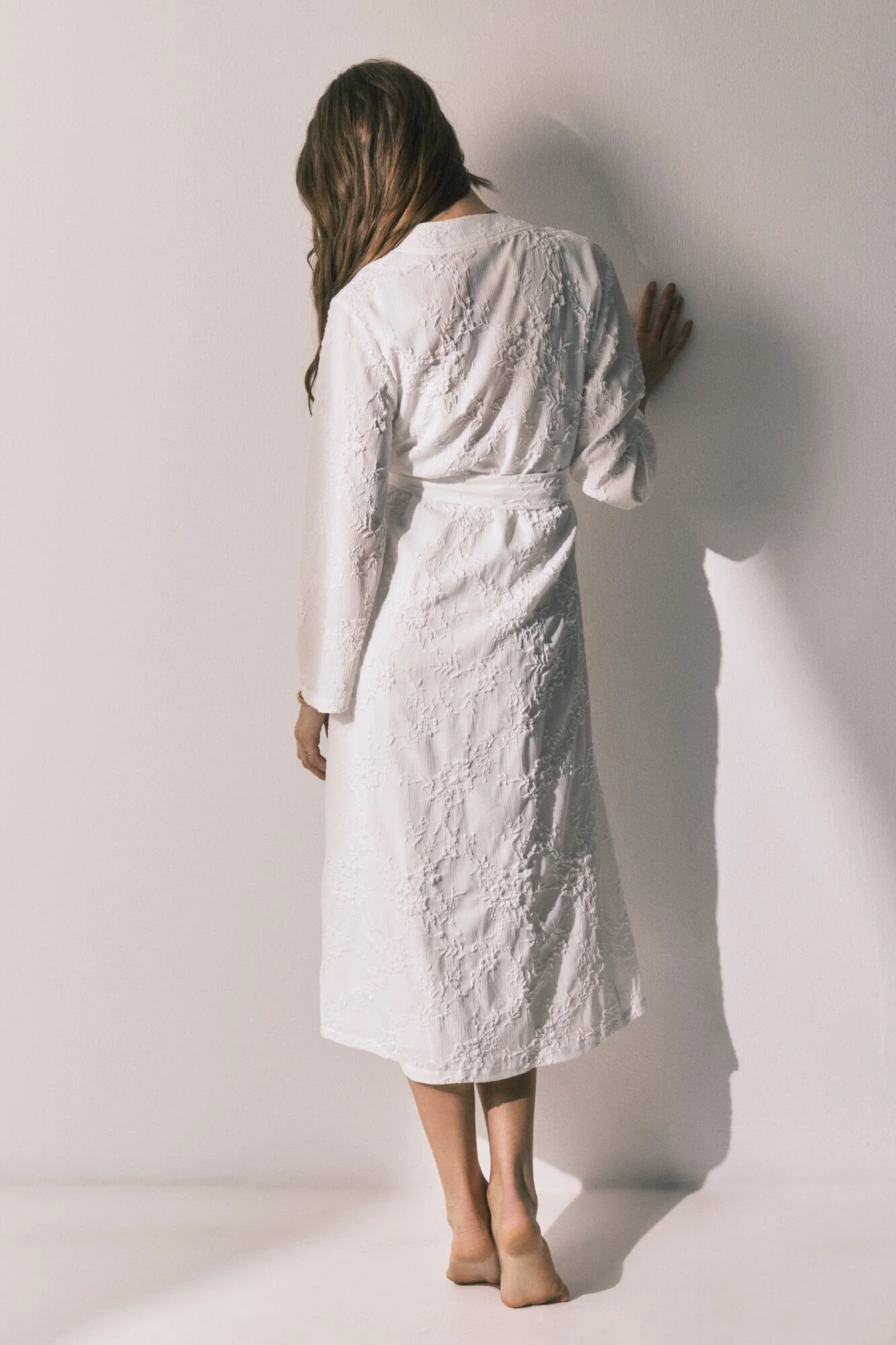 Long satin jacquard robe in White - Image 4