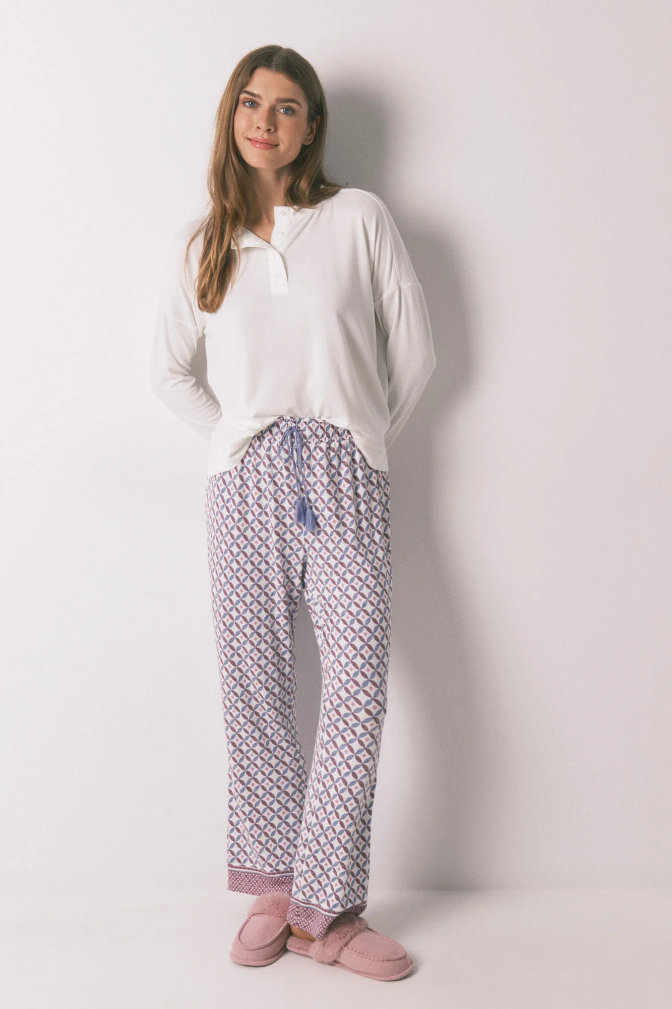 Long, wide-legged soft- jersey-knit blue trouser)