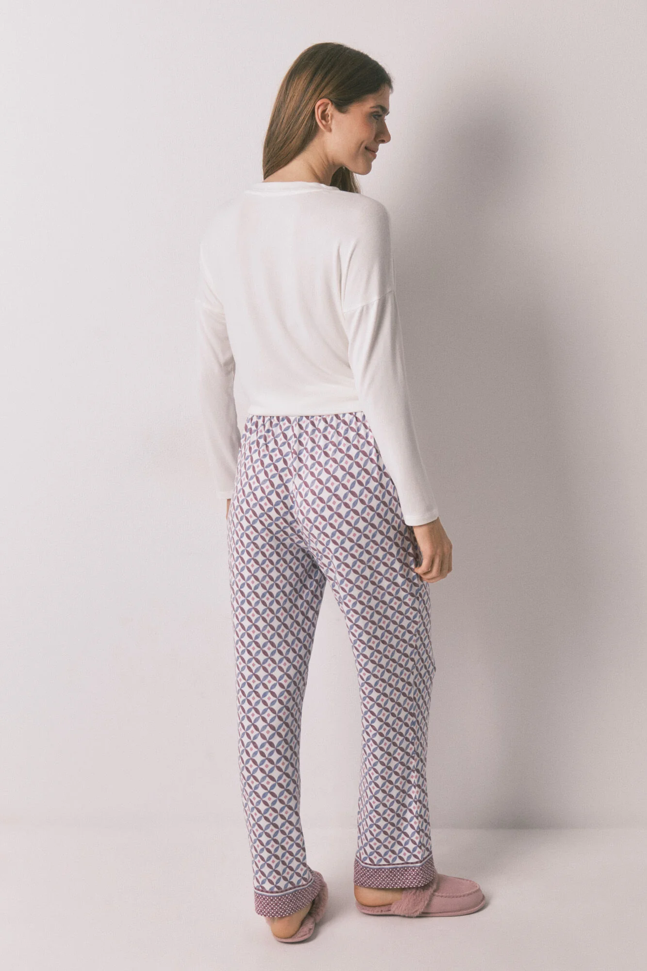 Long, wide-legged soft- jersey-knit blue trouser) - Image 4