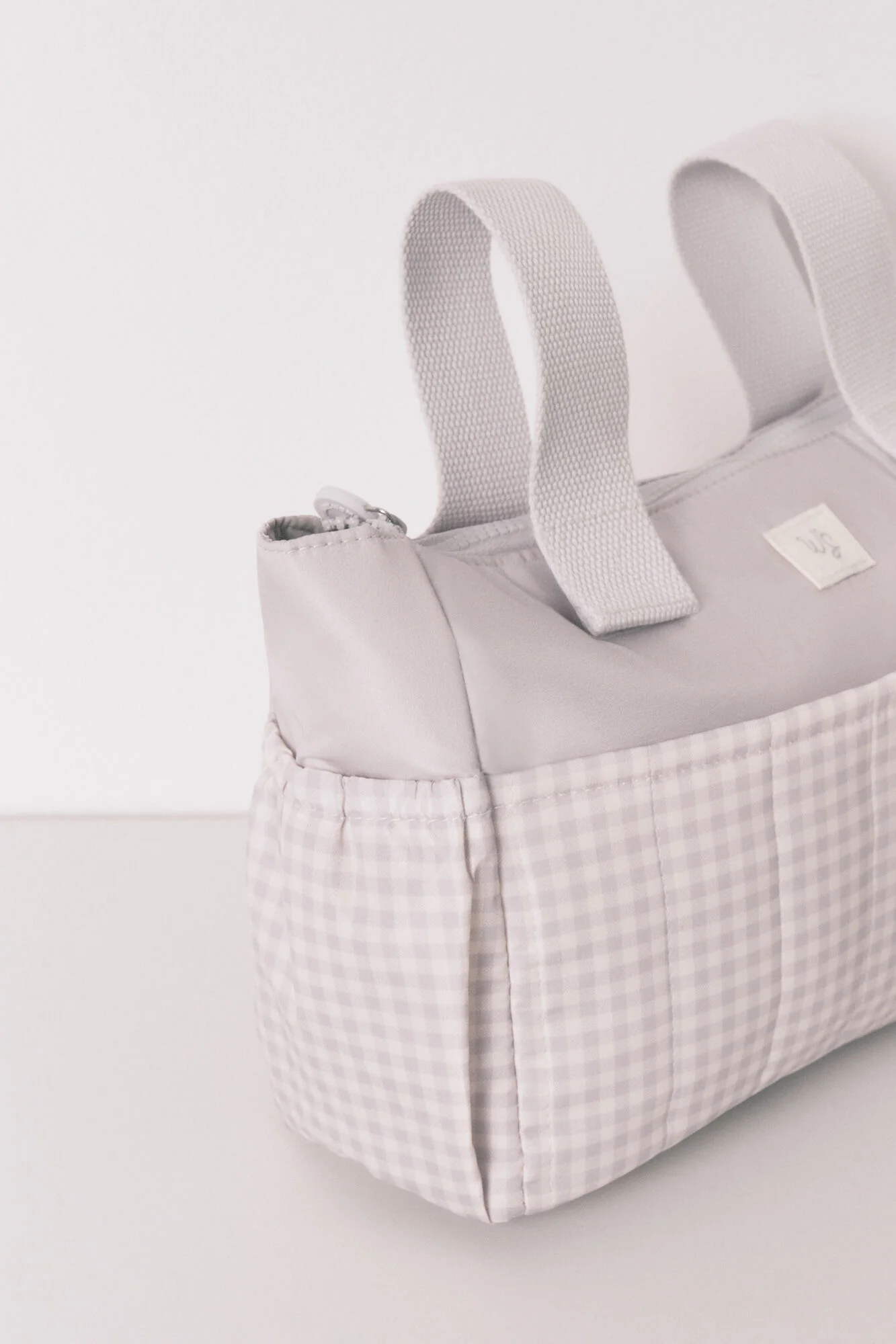 Medium " maternity " vanity case bag in grey gingham - Image 6