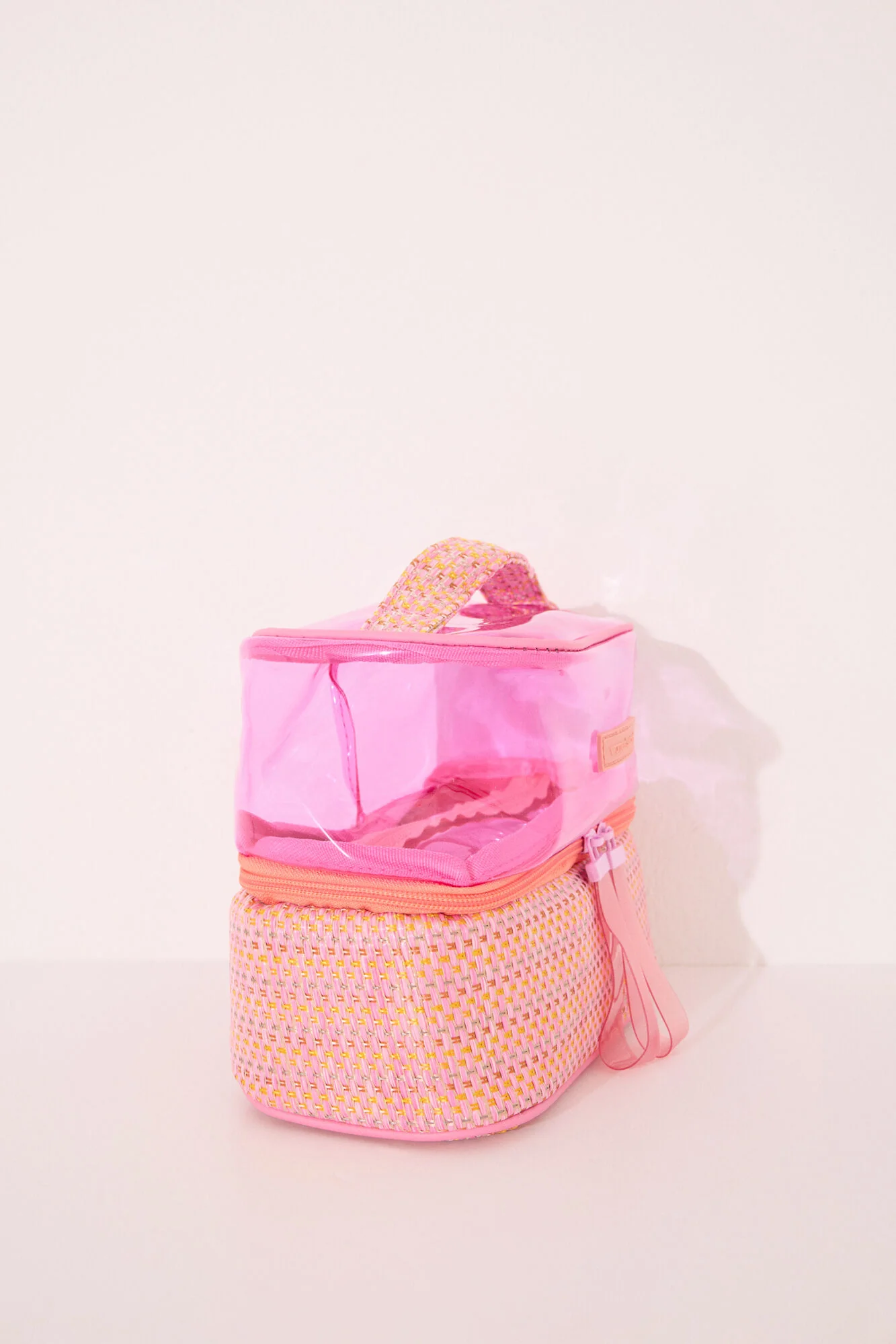 Medium pink double raffia vanity case - Image 4