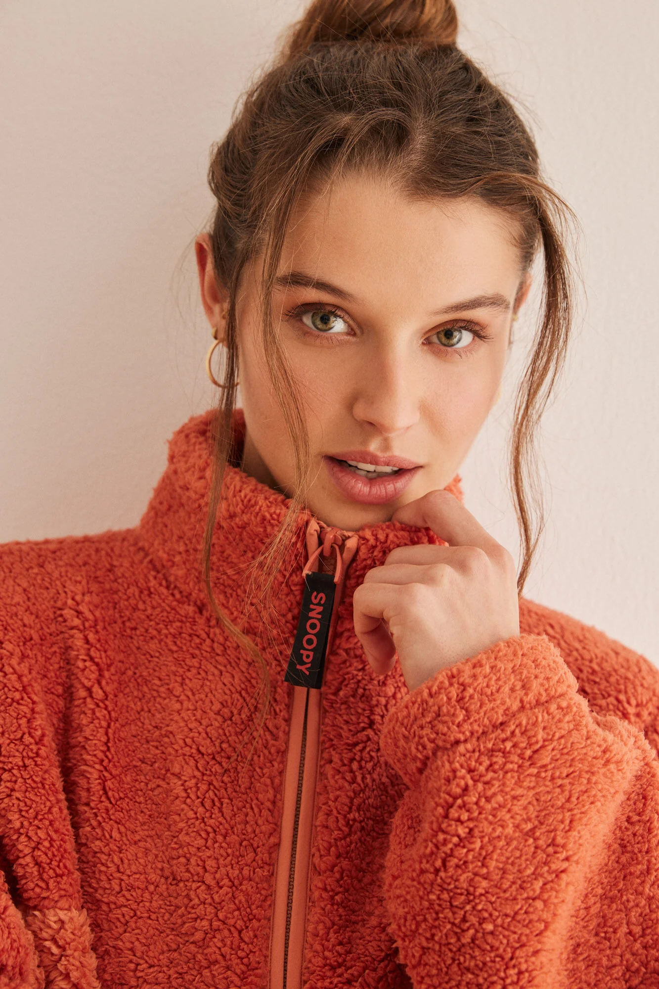 Orange faux shearling Snoopy jacket - Image 5