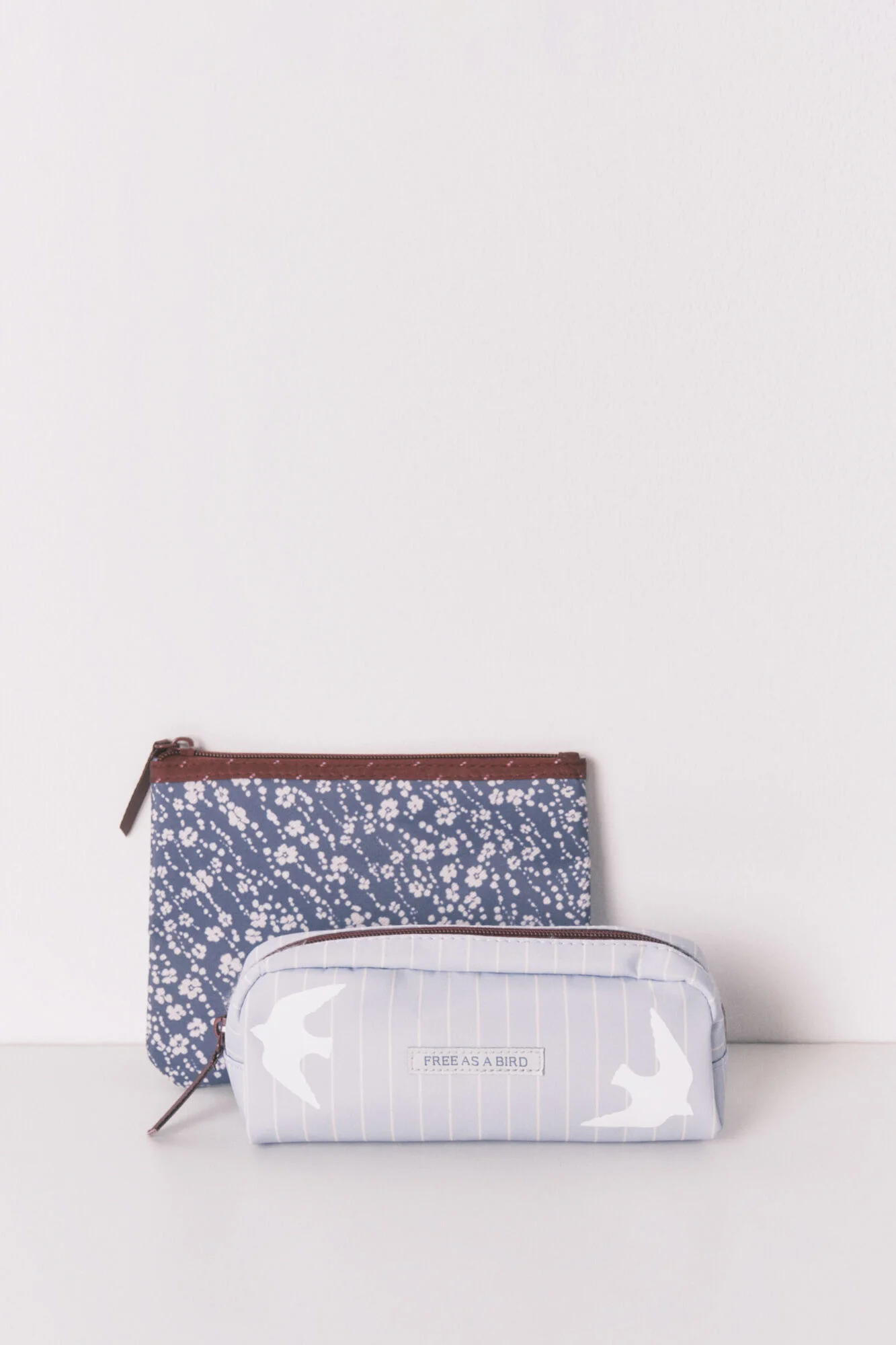 Pack of 3 assorted printed vanity cases - Image 3