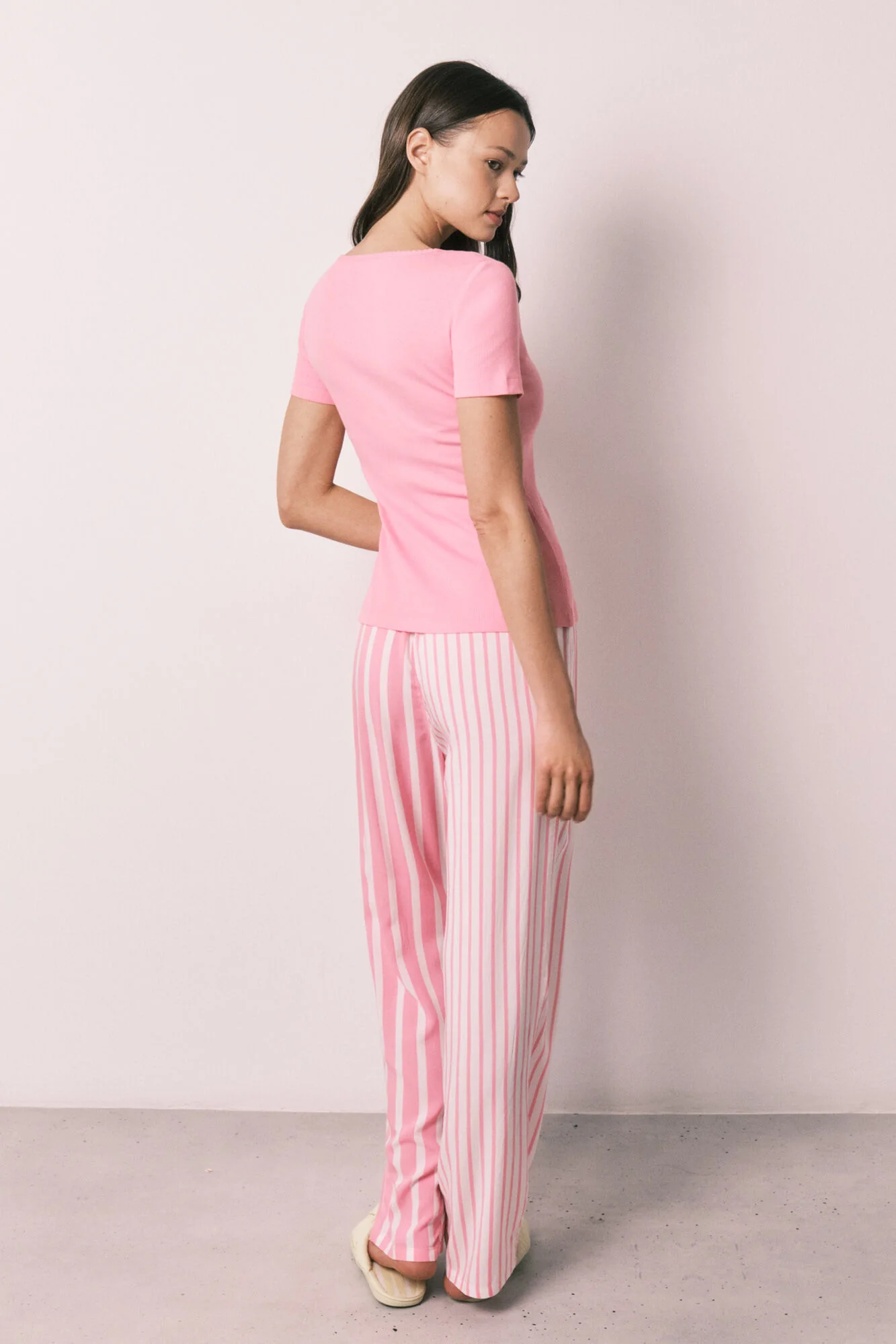 Pink cotton and viscose short sleeve long pyjamas - Image 5
