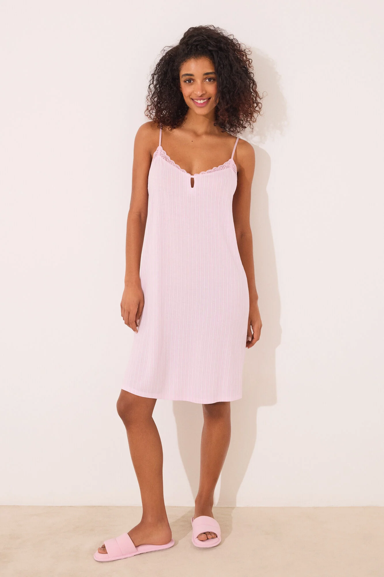 Pink viscose short nightgown