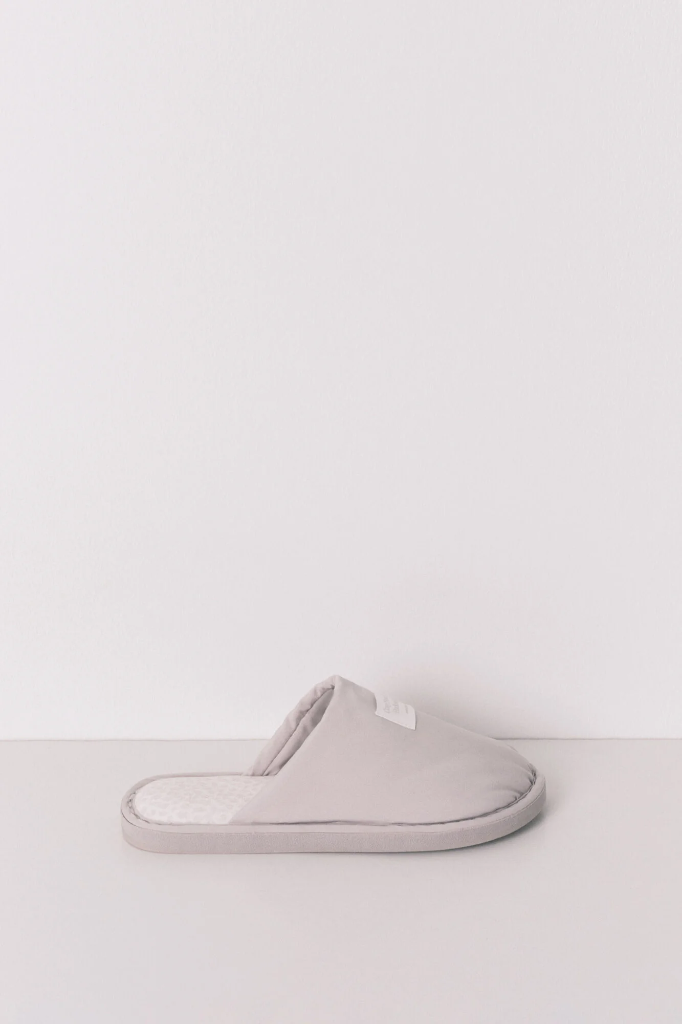 Puffer slippers