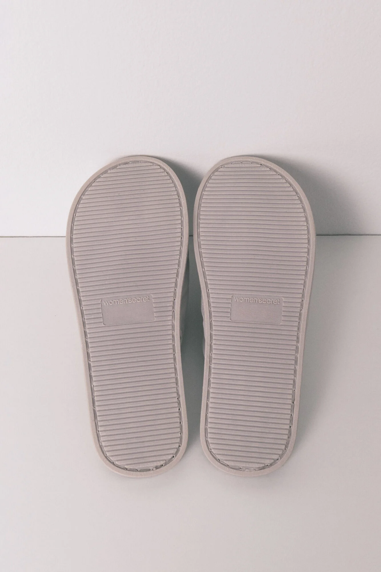 Puffer slippers - Image 3