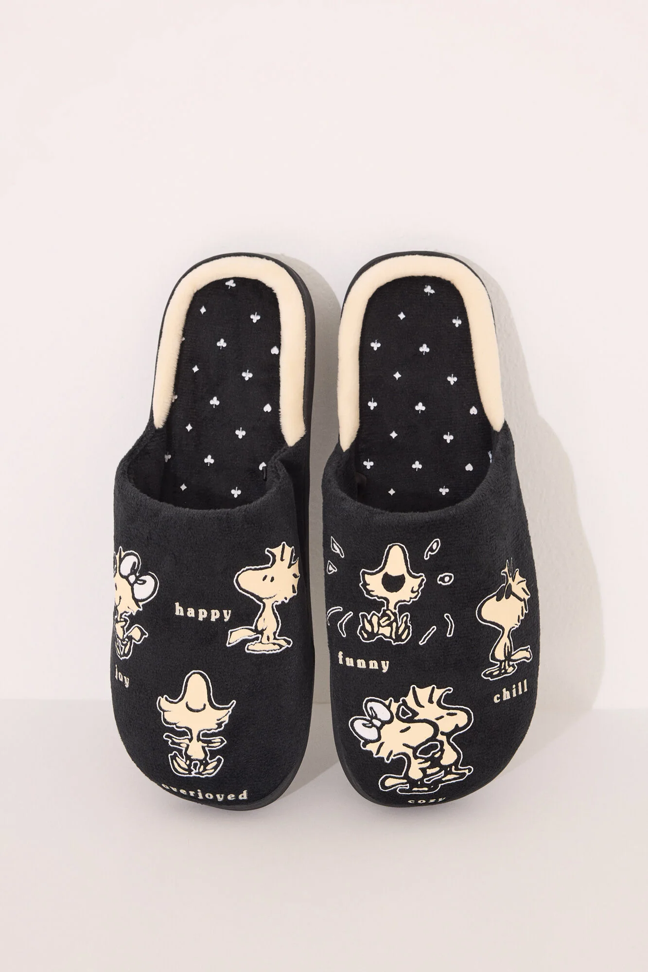 Snoppy black slippers - Image 2