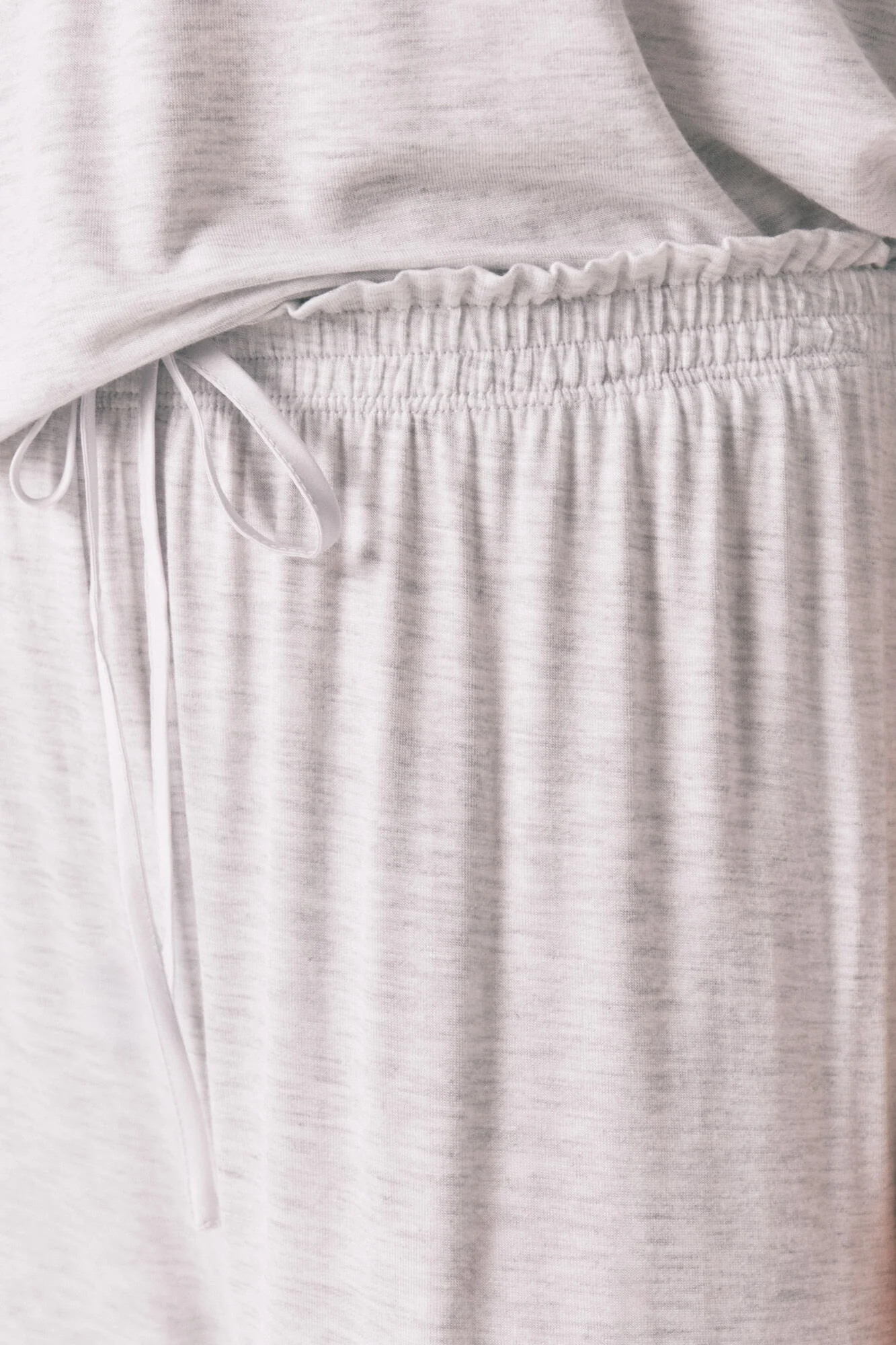 Soft touch gray viscose Capri pyjamas - Image 4