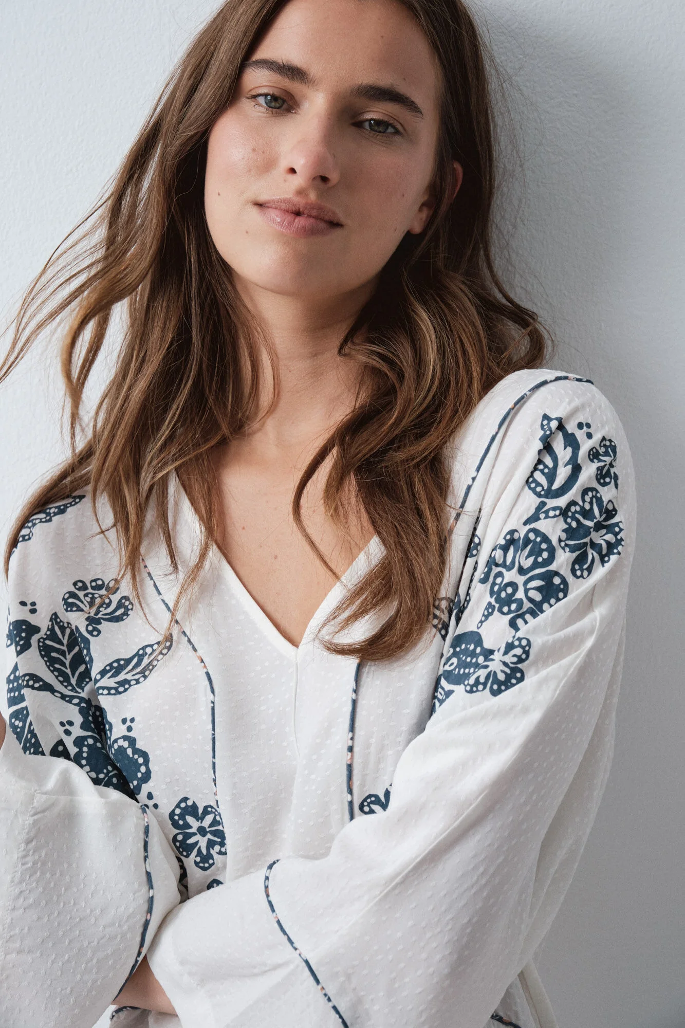 White floral print viscose kaftan dress