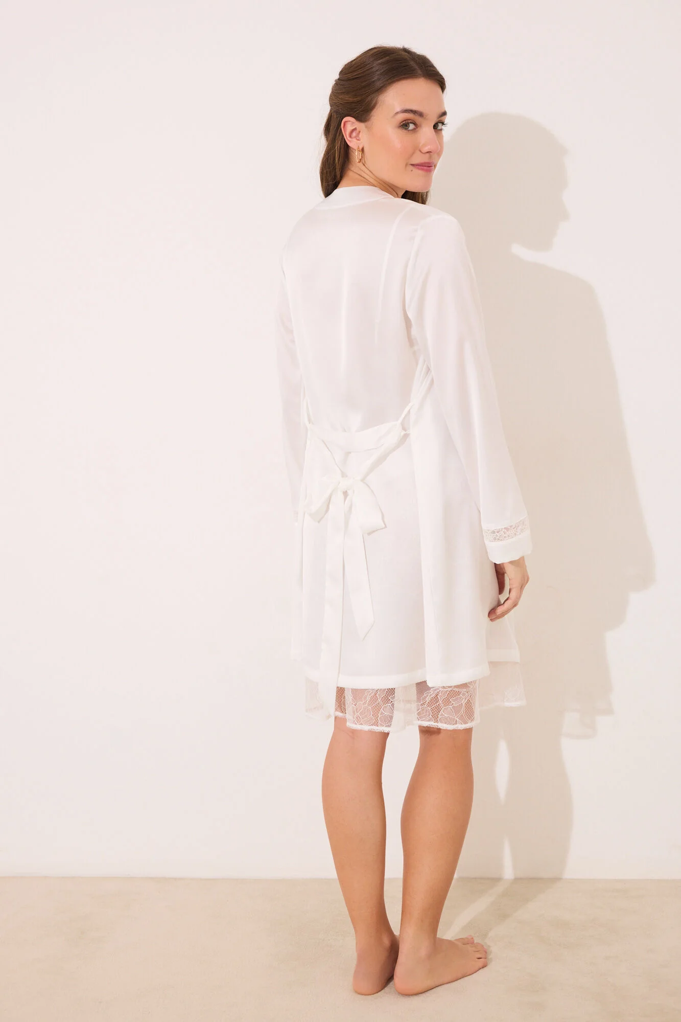 White satin midi robe - Image 2