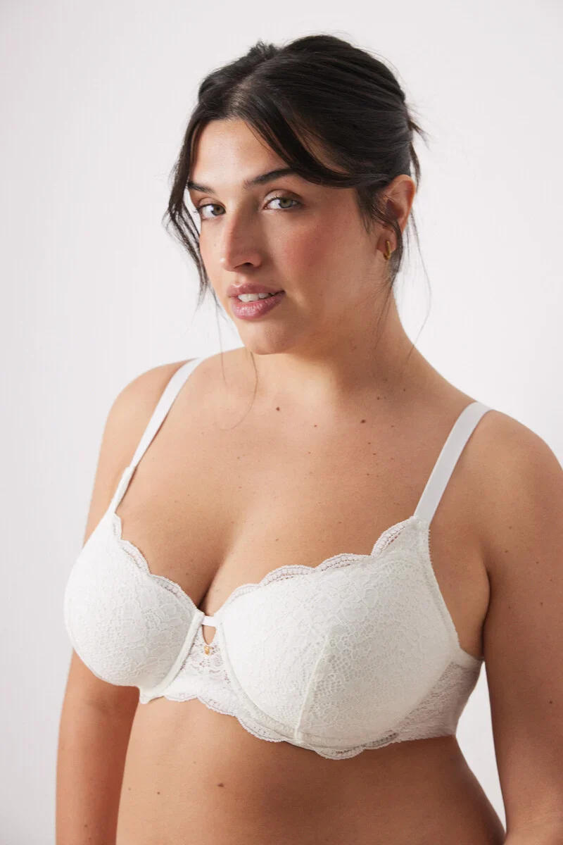 BEAUTIFUL Classic white lace padded bra - Image 6